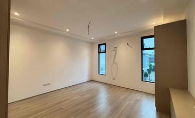 5 Bedrooms for Sale at BF Homes Parañaque