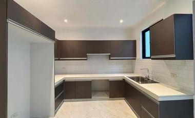 5 Bedrooms for Sale at BF Homes Parañaque