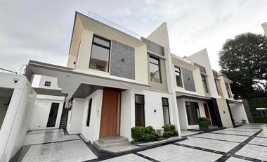 5 Bedrooms for Sale at BF Homes Parañaque