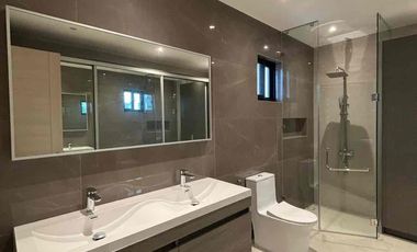 5 Bedrooms for Sale at BF Homes Parañaque