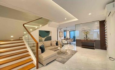 5 Bedrooms for Sale at BF Homes Parañaque