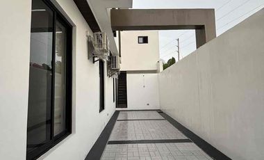 5 Bedrooms for Sale at BF Homes Parañaque
