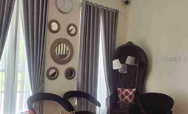 DIJUAL RUMAH FULLFURNISH TENGAH KOTA BERNUANSA MINIMALIS LOKASI DALAM PERUMAHAN GRANDCITY AMAN NYAMAN HARGA NEGO