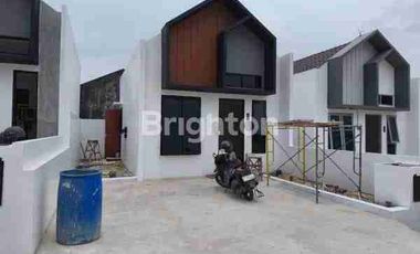 DIJUAL RUMAH TENGAH KOTA BERNUANSA MINIMALIS LOKASI DALAM PERUMAHAN SEPINGGAN PRATAMA AMAN NYAMAN HARGA NEGO