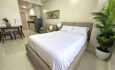 Condo for rent in Cebu City, Mandani Bay 36th flr. studio( seaview)