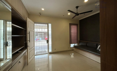 Disewa dan dijual rumah Casajardin Hadap Timur Laut