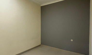 Disewa dan dijual rumah Casajardin Hadap Timur Laut