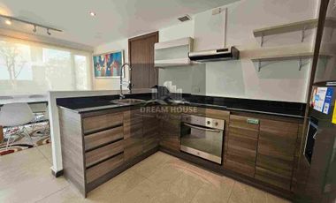 A solo 2 minutos del Scala Shopping y el Paseo San Francisco luz natural en todas sus areas ,seguridad 24/7 y una considerable area con mas de 90m2 para ampliar el departamento a tu gusto.