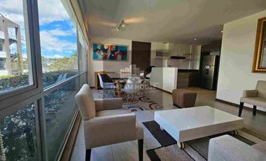 A solo 2 minutos del Scala Shopping y el Paseo San Francisco luz natural en todas sus areas ,seguridad 24/7 y una considerable area con mas de 90m2 para ampliar el departamento a tu gusto.