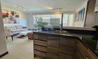 A solo 2 minutos del Scala Shopping y el Paseo San Francisco luz natural en todas sus areas ,seguridad 24/7 y una considerable area con mas de 90m2 para ampliar el departamento a tu gusto.