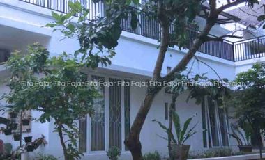 Disewakan Rumah Besar Murah Di Emerald Bintaro Jaya Sektor 9 Tangsel