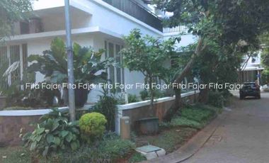 Disewakan Rumah Besar Murah Di Emerald Bintaro Jaya Sektor 9 Tangsel