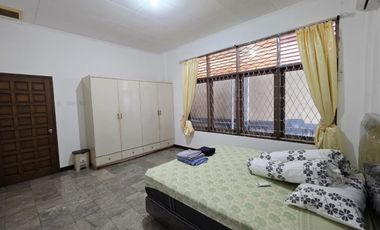 DISEWAKAN RUMAH FULLFURNISHED MEWAH DI JALAN JOHAR PONTIANAK KALIMANTAN BARAT