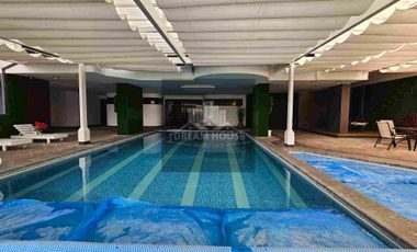 Gonzalez Suarez Amplio y luminoso departamento con seguridad sector financiero de Quito