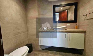 Gonzalez Suarez Amplio y luminoso departamento con seguridad sector financiero de Quito