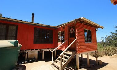 Se Vende Hermosa Casa en Pasaje Los Boldos, El Tabo