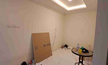 Jual Rumah American Classic Plus Kolam Renang Dalam Komplek Benda Jagakarsa