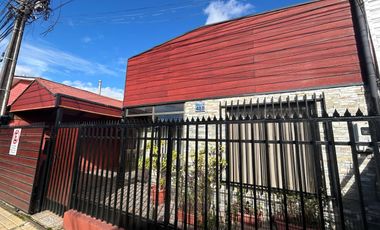 SE VENDE CASA EN LOS FRESNOS