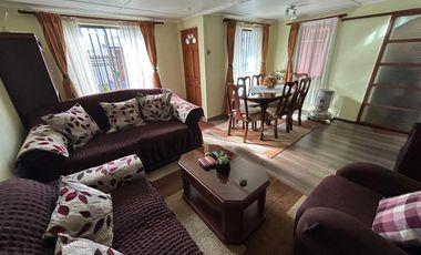 SE VENDE CASA EN LOS FRESNOS