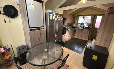 SE VENDE CASA EN LOS FRESNOS