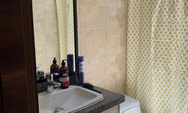 Casa con jardín en venta, sector Conocoto, Valle de los Chillos