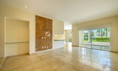 Casa en Renta/Venta, Isla Dorada, Zona Hotelera Cancun, Cancún