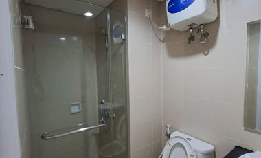 1BR Furnished Apartemen Madison Park - Mall Central Park