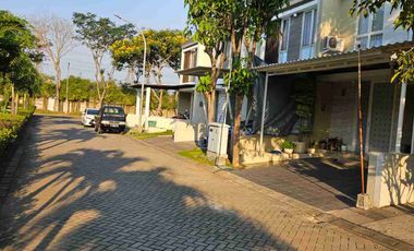 Rumah Citraland Greenlake Surabaya Barat