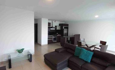 River Towers Samborondón departamento con hermosa vista a la avenida y al río.  Venta de oportunidad