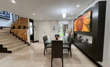 Casa en Venta en La Sebastina Envigado Antioquia