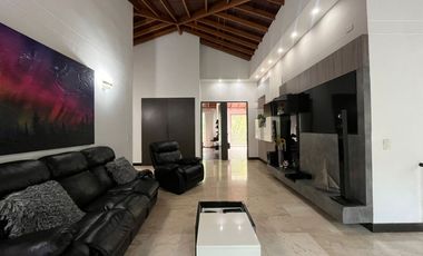 Casa en Venta en La Sebastina Envigado Antioquia