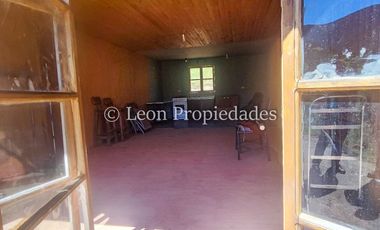 Leon Propiedades vende parcela con casa casi terminada en sector Cuyuncavi alto, Curacaví.