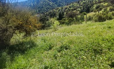 Leon Propiedades vende parcela con casa casi terminada en sector Cuyuncavi alto, Curacaví.