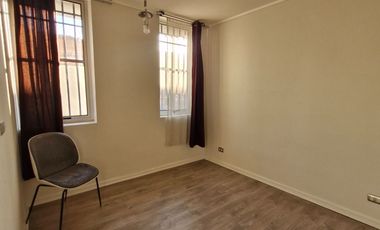 Depto en arriendo en Av Portales esquina Esperanza, estacionamiento y bodega