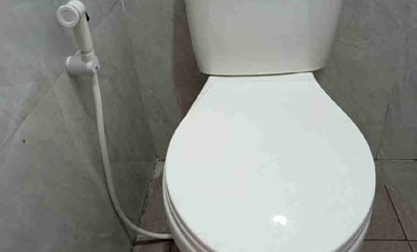 Rumah fresh baru renovasi kamar tidur 2 kamar mandi 1 dan muat 2 mobil siap huni