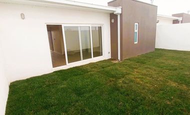 Casa Mediterránea en Condominio Exclusivo Altos de Rumié 3D2B 84/123m2