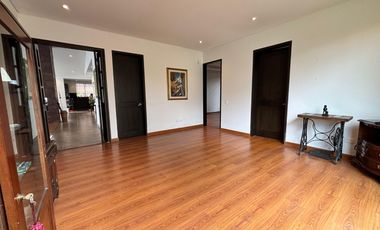 619. CASA CAJICÁ EL ALMENDRO