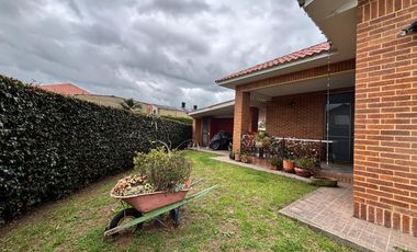 619. CASA CAJICÁ EL ALMENDRO