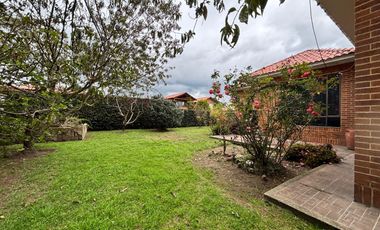 619. CASA CAJICÁ EL ALMENDRO