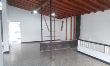 Casa Comercial en Arriendo en Estadio Laureles Medellin