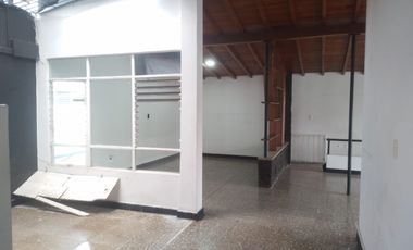 Casa Comercial en Arriendo en Estadio Laureles Medellin