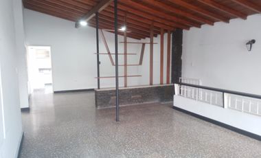 Casa Comercial en Arriendo en Estadio Laureles Medellin
