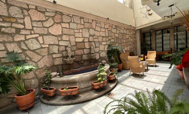 Se renta local comercial en el corazón del centro histórico Morelia a unos pasos de las tarascas