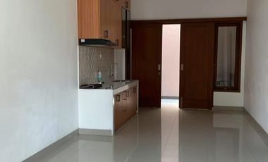 Disewakan Rumah 2 Lantai Di Alinda Kota Bekasi