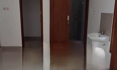 Disewakan Rumah 2 Lantai Di Alinda Kota Bekasi