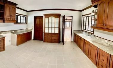 1,083 sqm 5-BR House with Big Garden for Rent in Valle Verde, Pasig City
