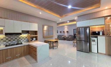 Dijual Rumah dan Ruang Usaha Strategis Dekat Mall Luwes Palur di Mojolaban Sukoharjo Solo