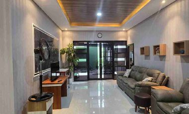 Dijual Rumah dan Ruang Usaha Strategis Dekat Mall Luwes Palur di Mojolaban Sukoharjo Solo