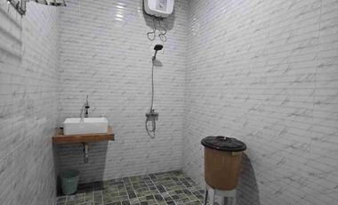 Dijual Rumah dan Ruang Usaha Strategis Dekat Mall Luwes Palur di Mojolaban Sukoharjo Solo