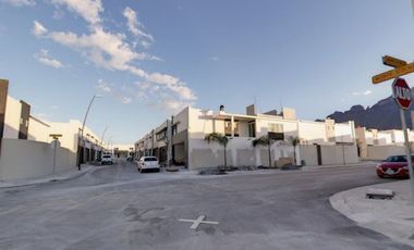 CASA EN REMATE EN NUEVO LEON MONTENOVA SECTOR ABERDI MONTE ALBERDI MITRAS PONIENTE